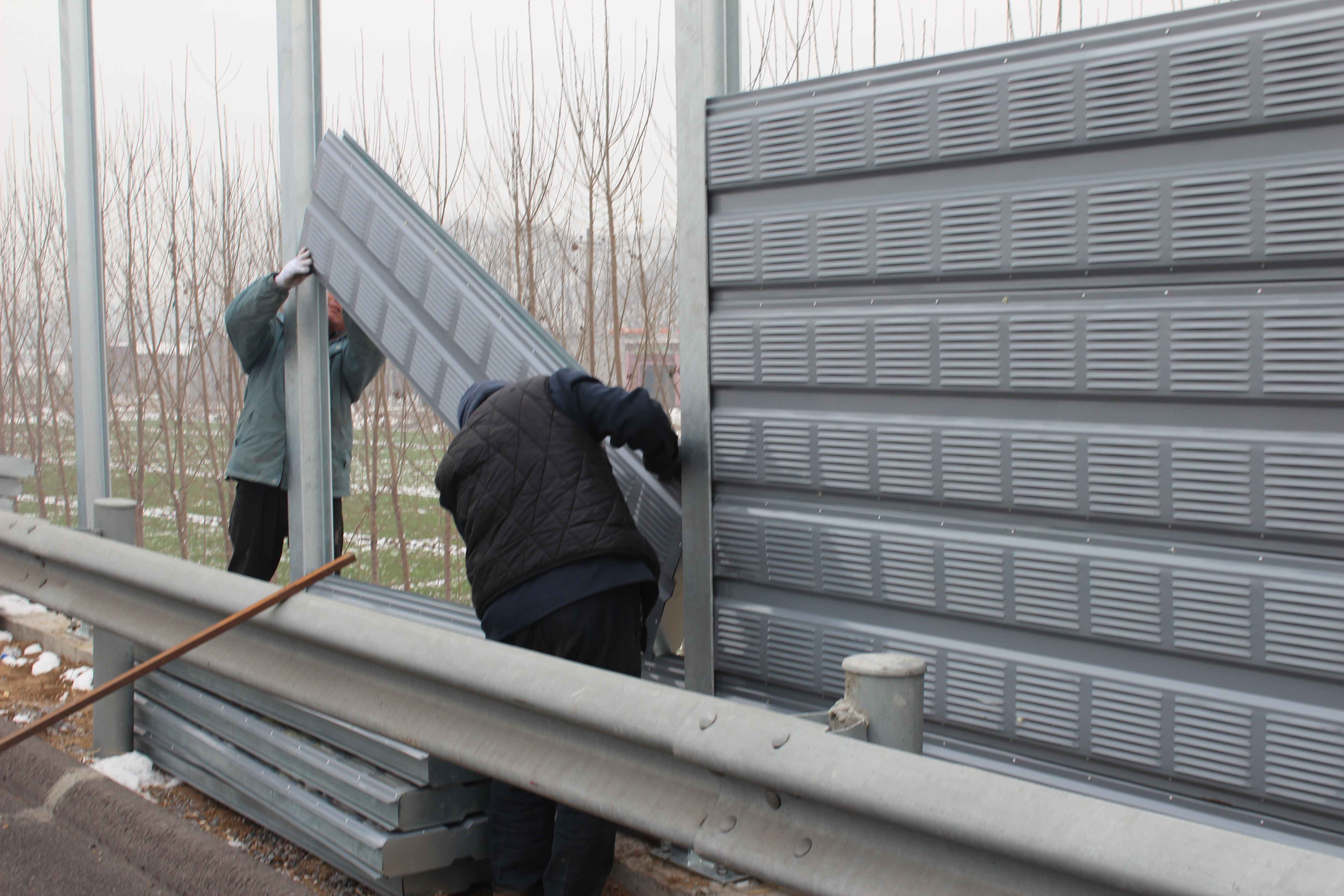 What Issues Should Be Considered When Installing Highway Noise Barriers?cid=6