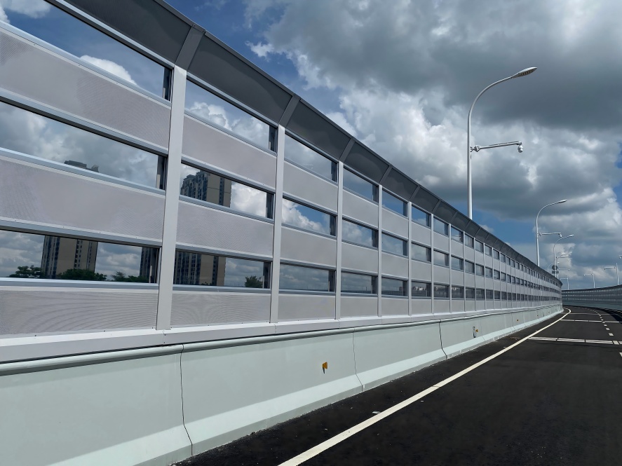 Do Noise Barriers on Elevated Roads Affect Drivers' Visibility? A Comprehensive Analysis