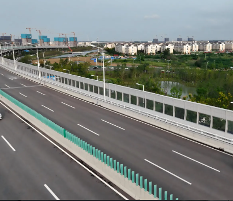 Transparent Noise Barriers vs. Metal Noise Barriers