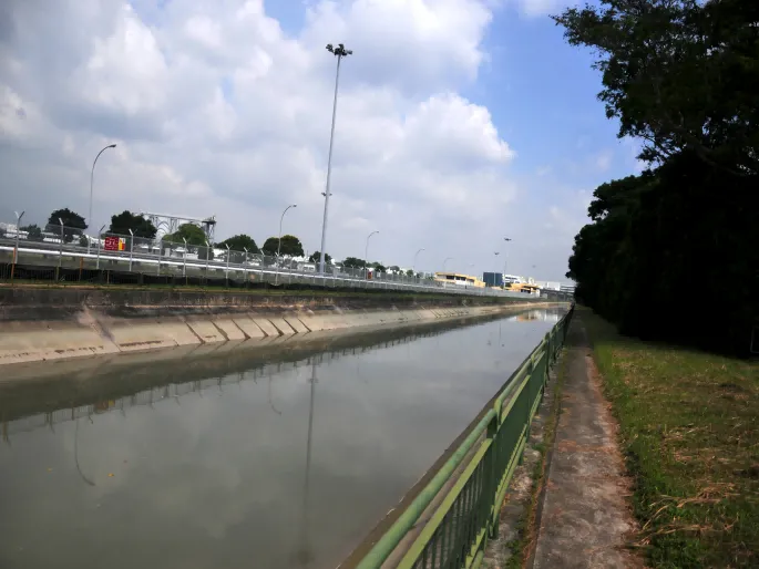 Singapore Subway fence
