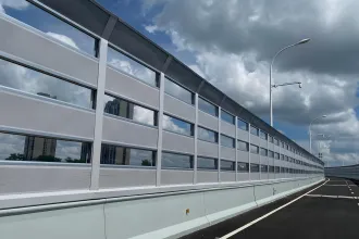 Bridge Noise Barrier
