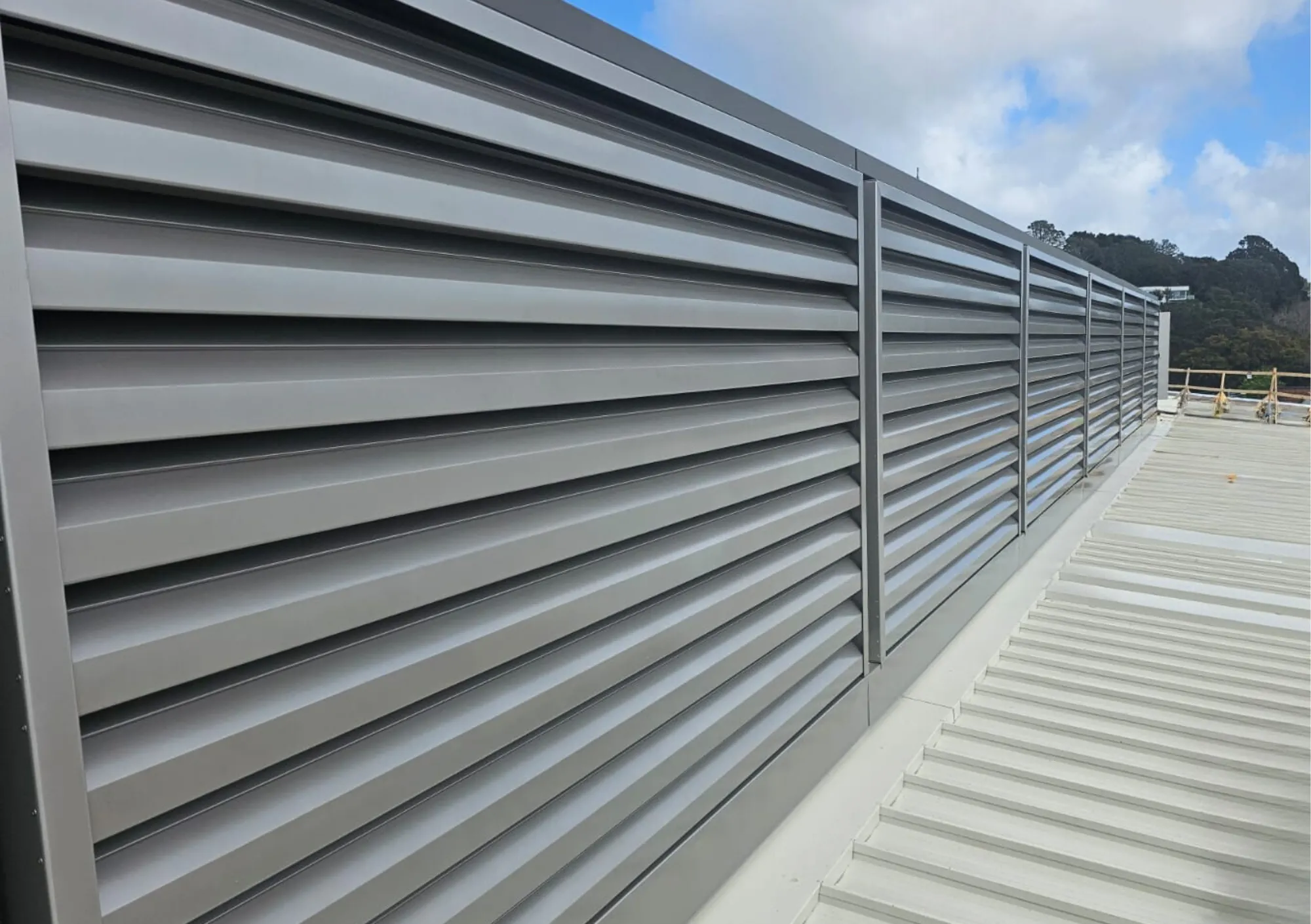 Acoustic louvers for industrial and HVAC noise reduction
