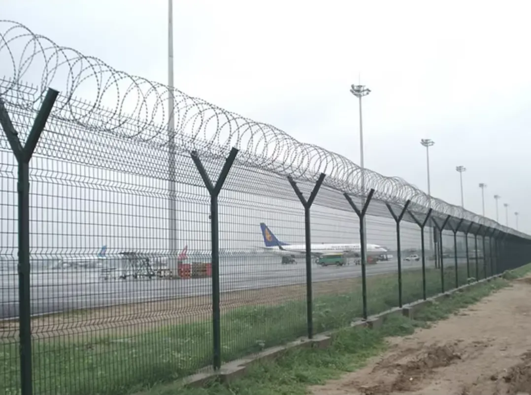 airport fence for perimeter security