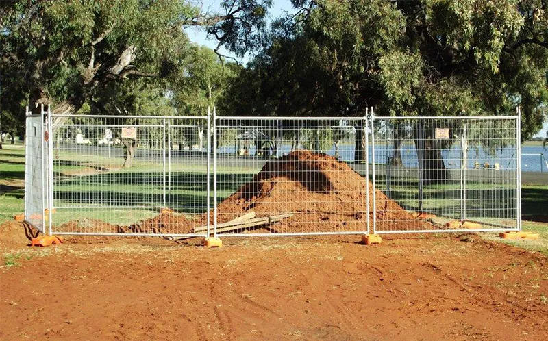 galvanized AU temporary fence with welded wire mesh