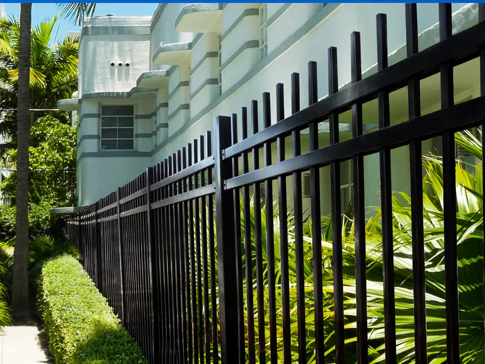 Galvanized steel fence with corrosion-resistant surface treatment