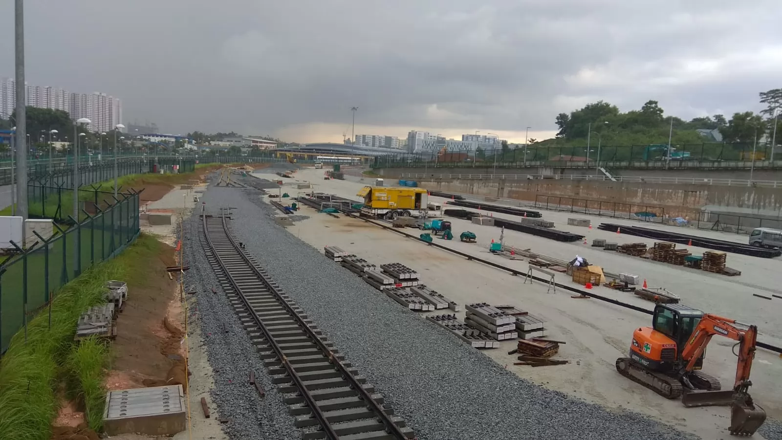 Securing the Network: Hebei Jinbiao Supplies 358 High-Security Fencing for Singapore Rail Transit Infrastructure