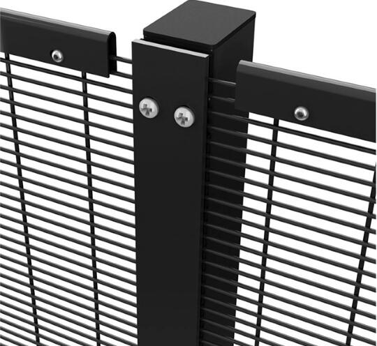 3510 mesh fence.jpg