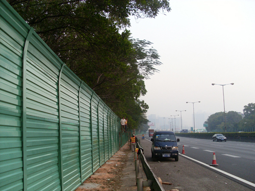 noise barrier