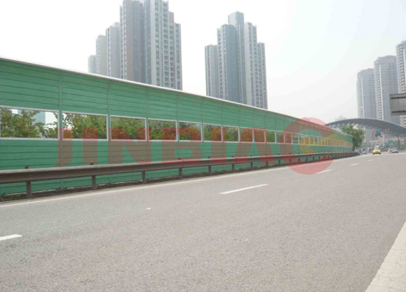 Fully Enclosed Noise Barrier