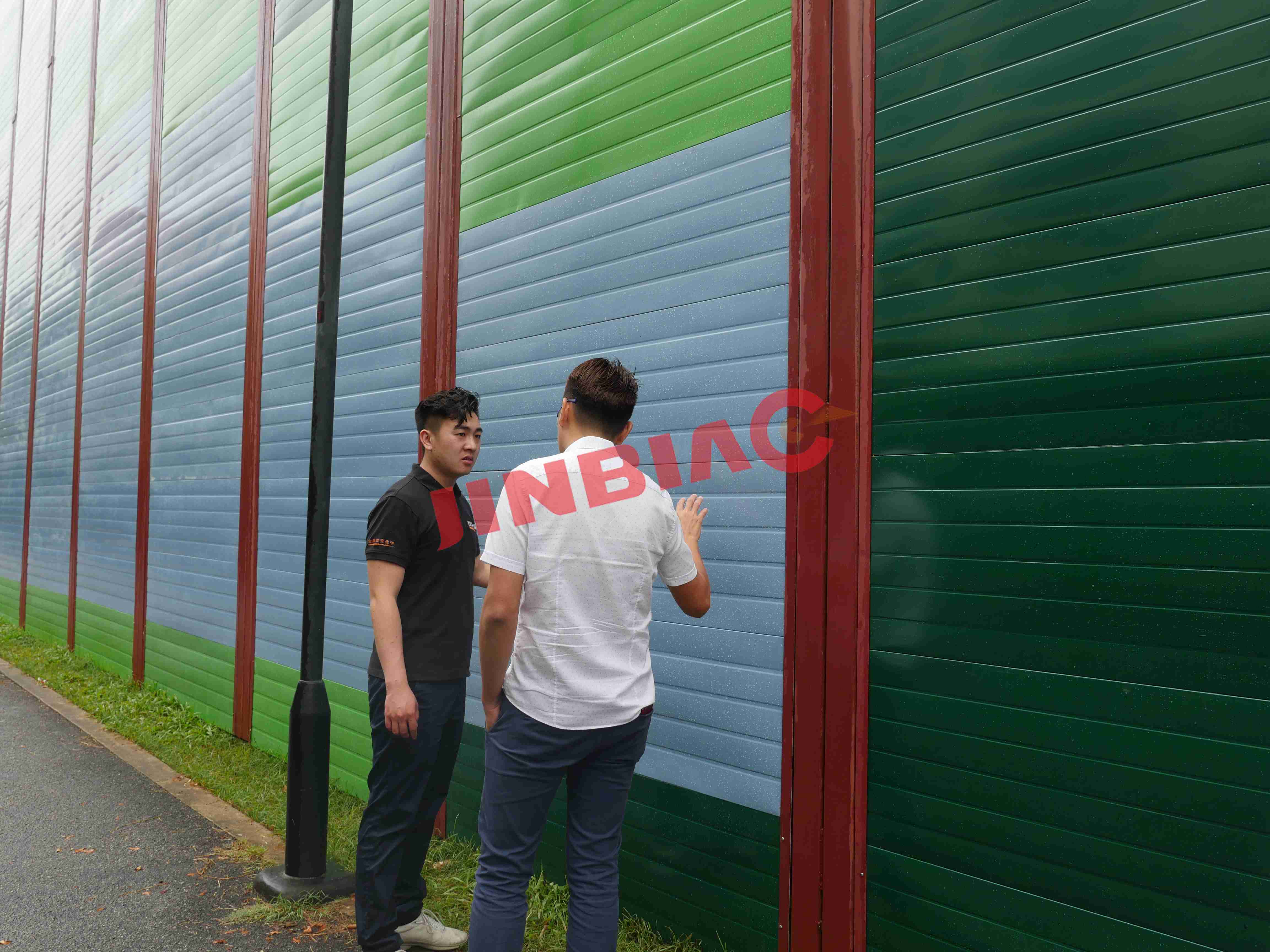Temporary noise barrier for construction sound reduction jinbiao