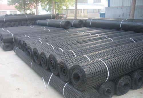 Plastic geogrid/ false top protection net for underground coal mine